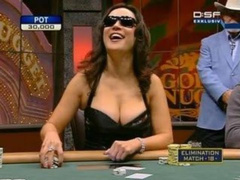 1. Jennifer Tilly Cleavage – Poker Superstars III, 2006