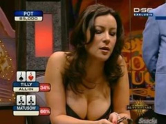 2. Jennifer Tilly Cleavage – Poker Superstars III, 2006
