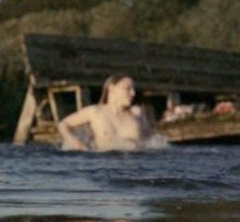 1. Jennifer Ulrich Naked – Die Wolke, 2006