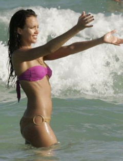 9. Jessica Alba – bikini at the beach, 2006