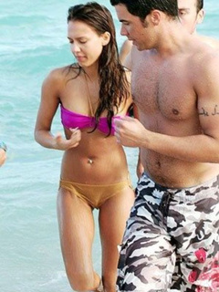 17. Jessica Alba – bikini at the beach, 2006