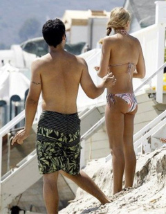 7. Jessica Alba – bikini, 2011