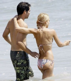 9. Jessica Alba – bikini, 2011