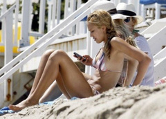 12. Jessica Alba – bikini, 2011