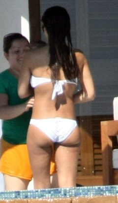 15. Jessica Alba – bikini, 2011