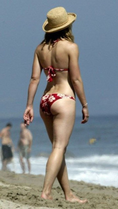 5. Jessica Biel – red bikini, 2006