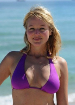 8. Jewel Kilcher – purple bikini, 2009