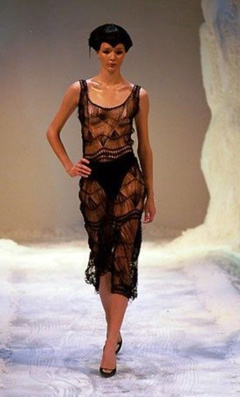 11. Jodie Kidd – catwalk oops