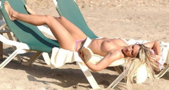 3. Jodie Marsh – Topless sunbathing, 2008