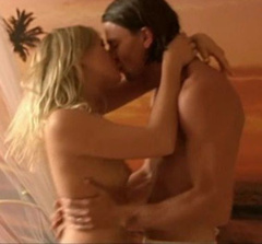 2. Julia Dietze Naked – Das geheime Leben der Spielerfrauen, 2005