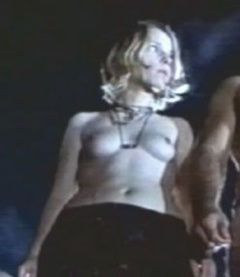 2. Julia Hummer Naked – Honolulu, 2001