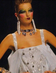 2. Karolina Kurkova Nip Slip – Christian Dior's Fashion Show, 2004