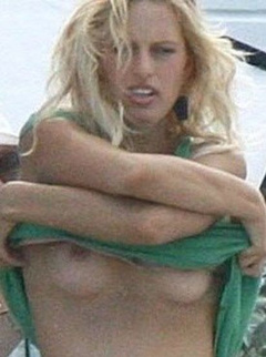 7. Karolina Kurkova – boob oops, 2009