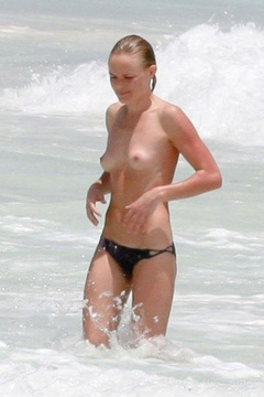 8. Kate Bosworth – Topless swimming, 2011