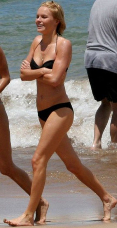 4. Kate Bosworth – black bikini, 2007