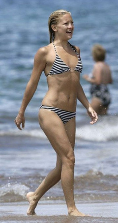 4. Kate Hudson – blue bikini, 2006