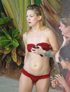 6. Kate Hudson – red bikini, 2008