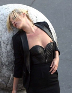 1. Kate Moss – Nip slip, 2009