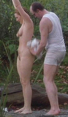 2. Kate Winslet Naked – Iris, 2001