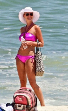 6. Katherine Heigl – purple bikini, 2008