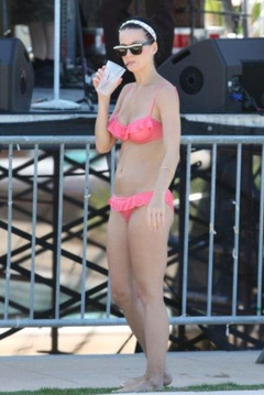 4. Katy Perry – bikini, 2009