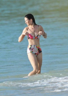 12. Katy Perry – bikini, 2009