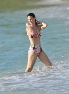 16. Katy Perry – bikini, 2009