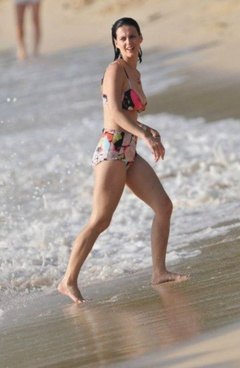 17. Katy Perry – bikini, 2009