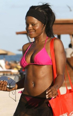6. Keisha Buchanan – bikini at the beach, 2007