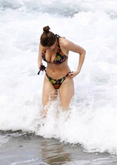 10. Kelly Brook – bikini, 2008