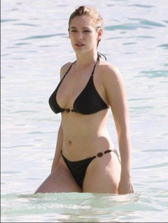 1. Kelly Brook – bikini, 2009