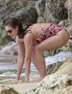 4. Kelly Brook – bikini, 2009