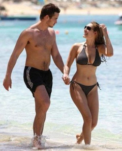 10. Kelly Brook – bikini, 2009