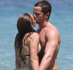 19. Kelly Brook – bikini, 2009