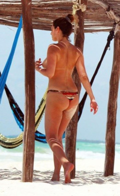 10. Kelly Brook – topless, 2013