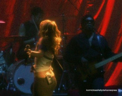 2. Kelly Clarkson – green bikini, 2006