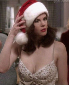 3. Kiersten Warren Boobs – Desperate Housewives, 2004