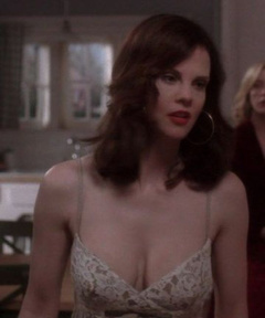 4. Kiersten Warren Boobs – Desperate Housewives, 2004