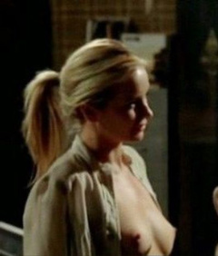 2. Kierston Wareing Naked – Il caso dell'infedele Klara, 2009