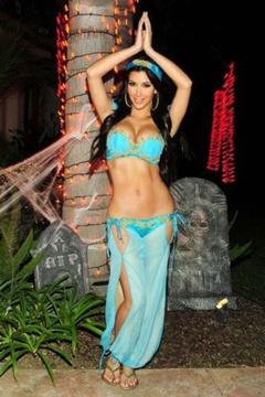 2. Kim Kardashian – Halloween '09, 2009