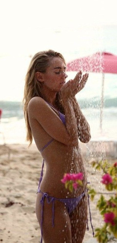 6. Kimberley Garner – bikini, 2013
