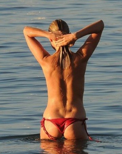 14. Kimberley Garner – bikini, 2013