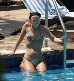 3. Kimberley Walsh – bikini, 2009