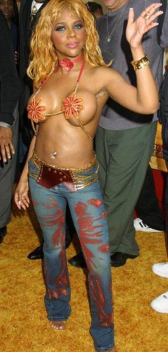 1. Kimberly Jones Bare Boobs – 2001 MTV Movie Awards, 2001