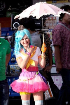 9. Kirsten Dunst Sexy – Akihabara Majokko Princess, 2010