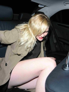 2. Kirsten Dunst – upskirt, 2011