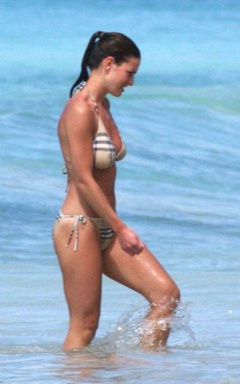 5. Kirsty Gallacher – bikini, 2006