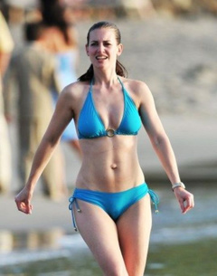 4. Kirsty Gallacher – bikini, 2010