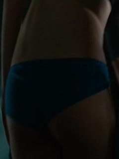 6. Kristen Hager – AVPR Aliens vs Predator - Requiem, 2007