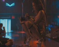 2. Kristen Stewart Sexy – Welcome to the Rileys, 2010
